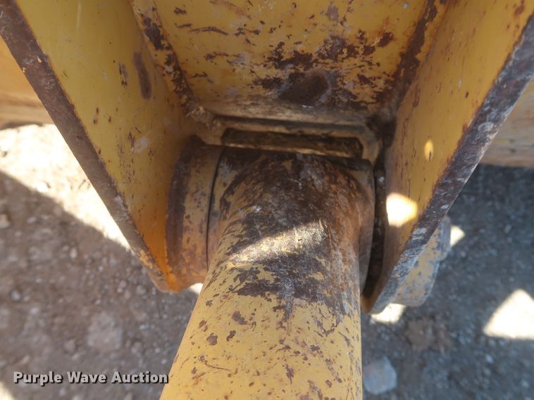 image for item DJ1832 2004 Caterpillar 420D  backhoe