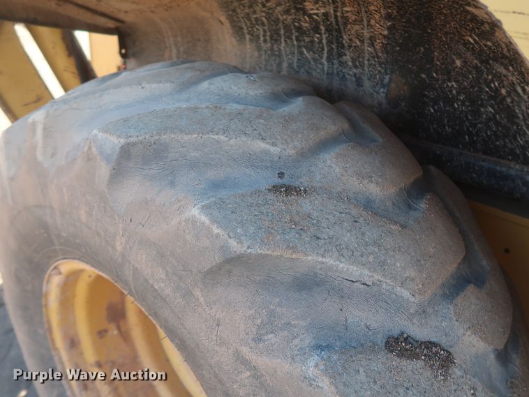 image for item DJ1832 2004 Caterpillar 420D  backhoe