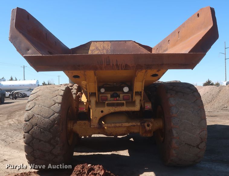 image for item DJ1836 2006 Caterpillar 740  haul truck