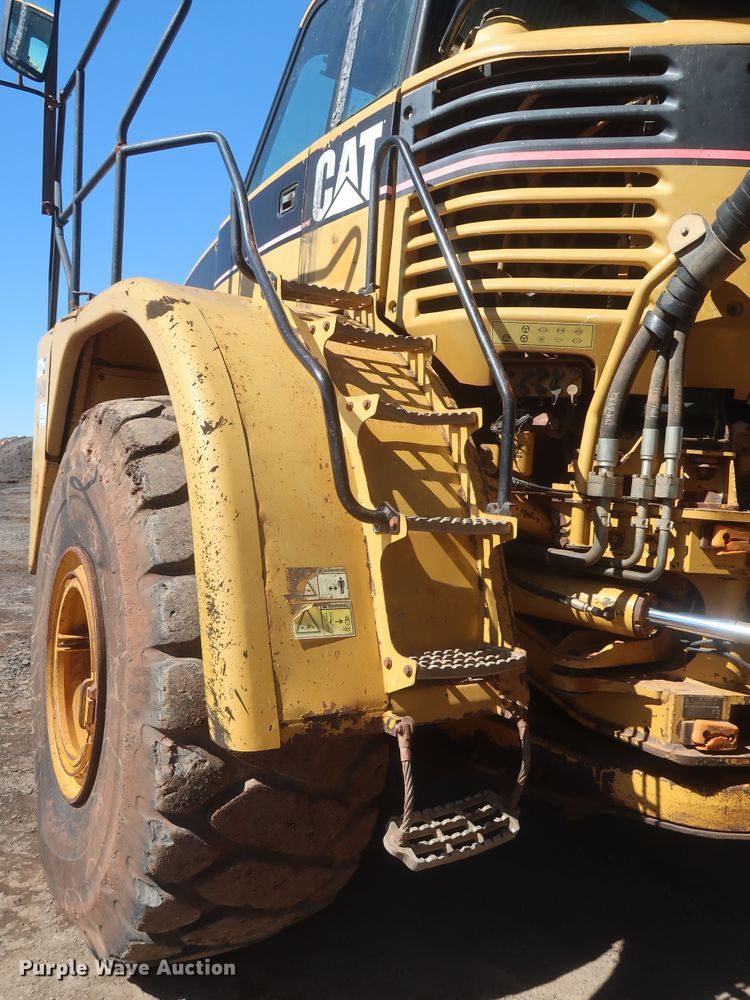 image for item DJ1836 2006 Caterpillar 740  haul truck