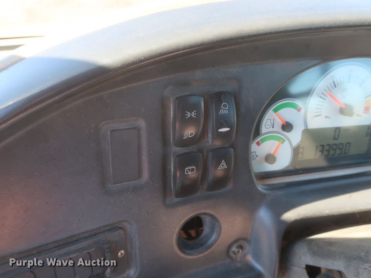 image for item DJ1836 2006 Caterpillar 740  haul truck