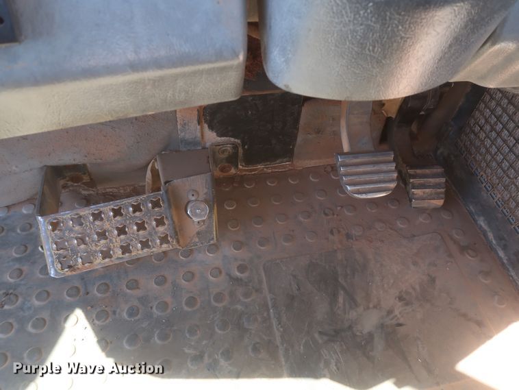 image for item DJ1836 2006 Caterpillar 740  haul truck