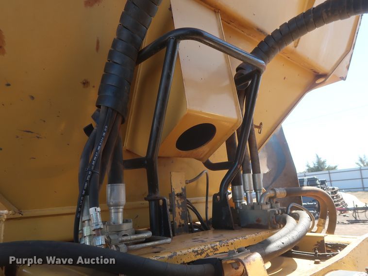 image for item DJ1836 2006 Caterpillar 740  haul truck