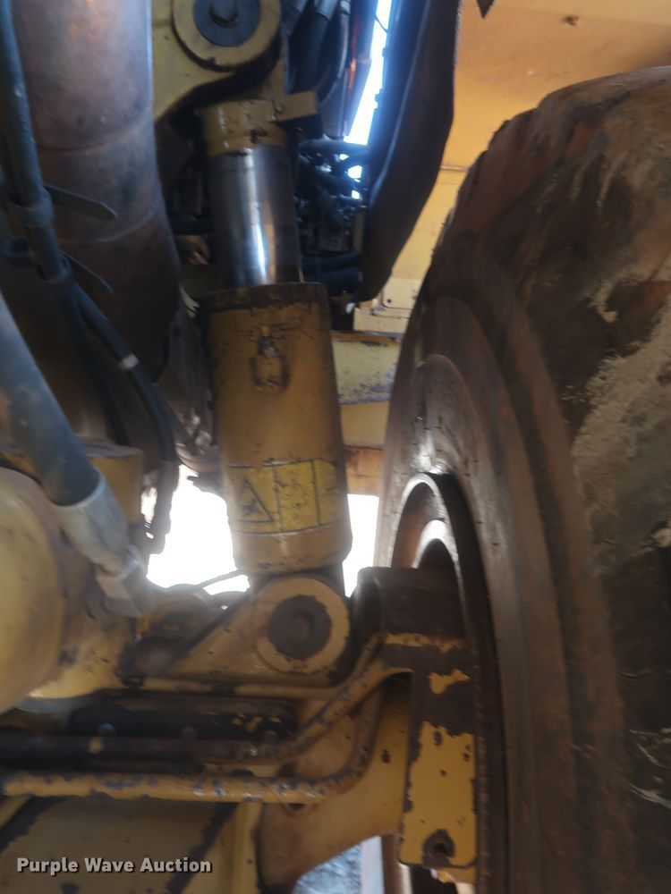 image for item DJ1836 2006 Caterpillar 740  haul truck