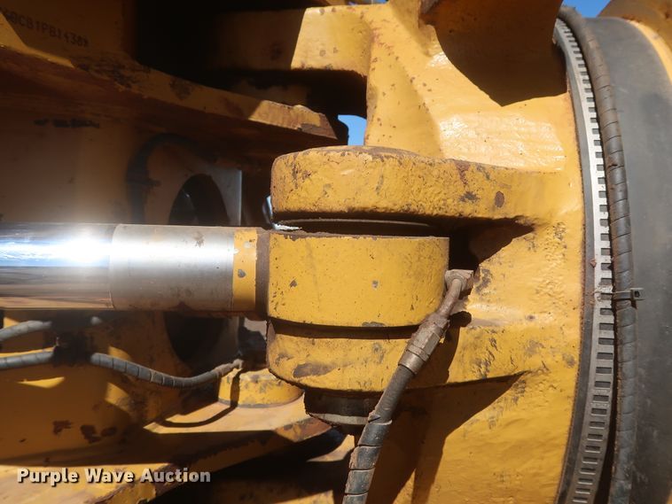 image for item DJ1836 2006 Caterpillar 740  haul truck