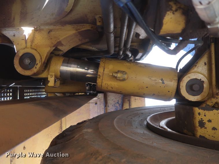 image for item DJ1836 2006 Caterpillar 740  haul truck