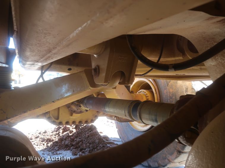 image for item DJ1836 2006 Caterpillar 740  haul truck