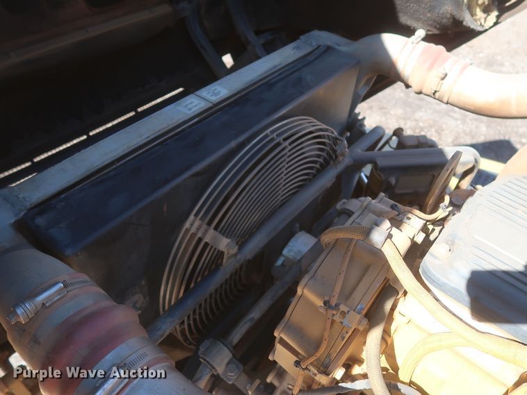 image for item DJ1836 2006 Caterpillar 740  haul truck