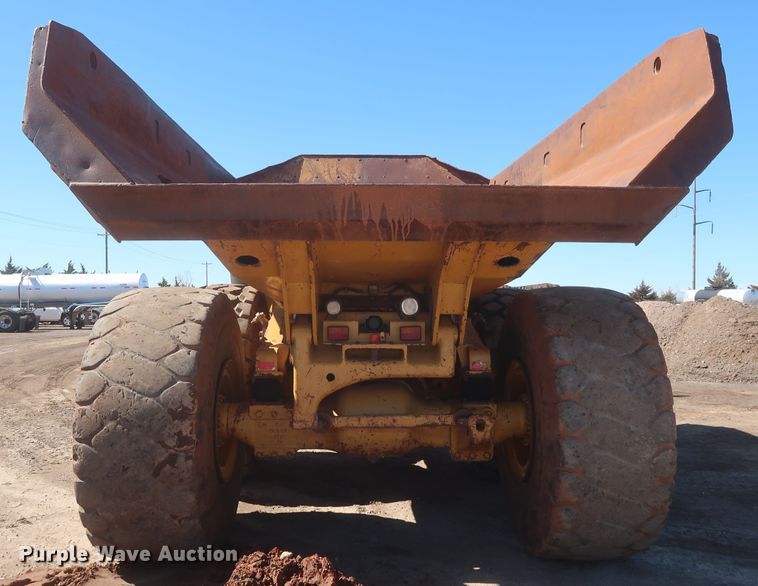 image for item DJ1836 2006 Caterpillar 740  haul truck