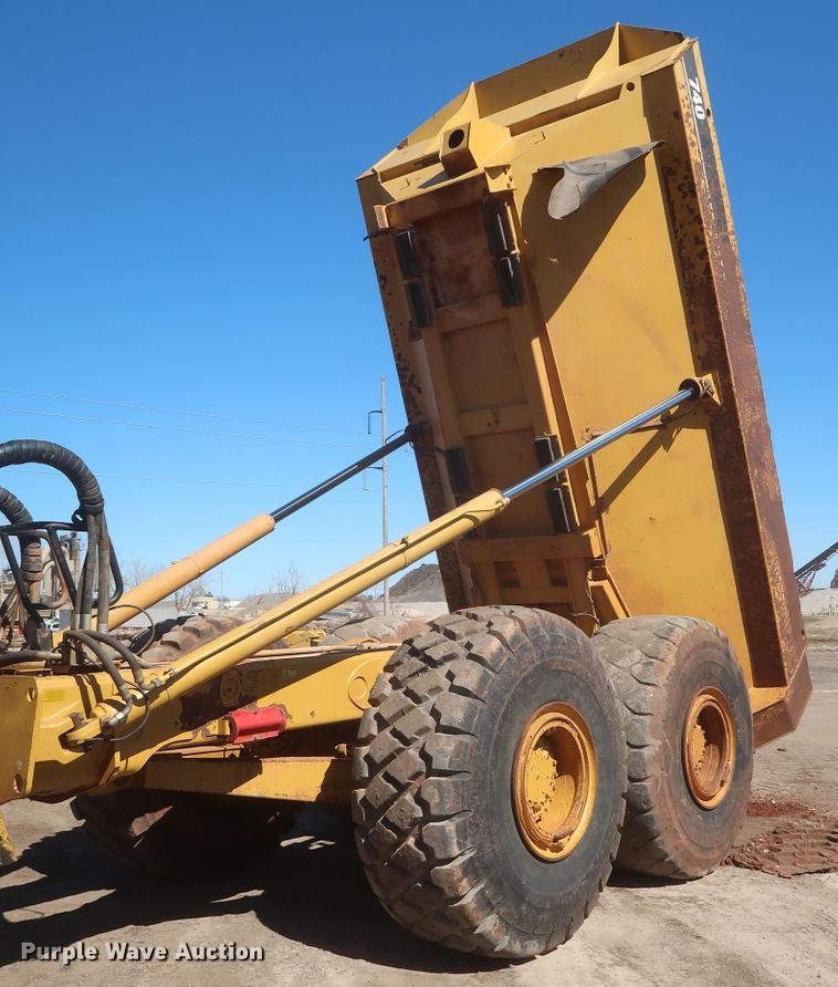 image for item DJ1836 2006 Caterpillar 740  haul truck