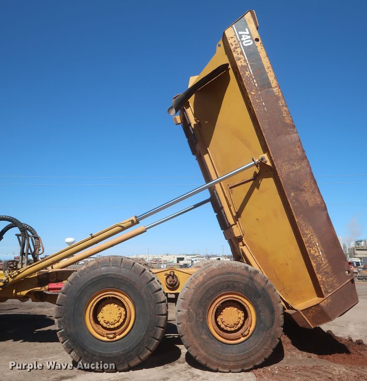 image for item DJ1836 2006 Caterpillar 740  haul truck