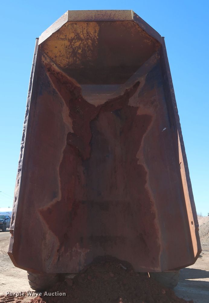 image for item DJ1836 2006 Caterpillar 740  haul truck