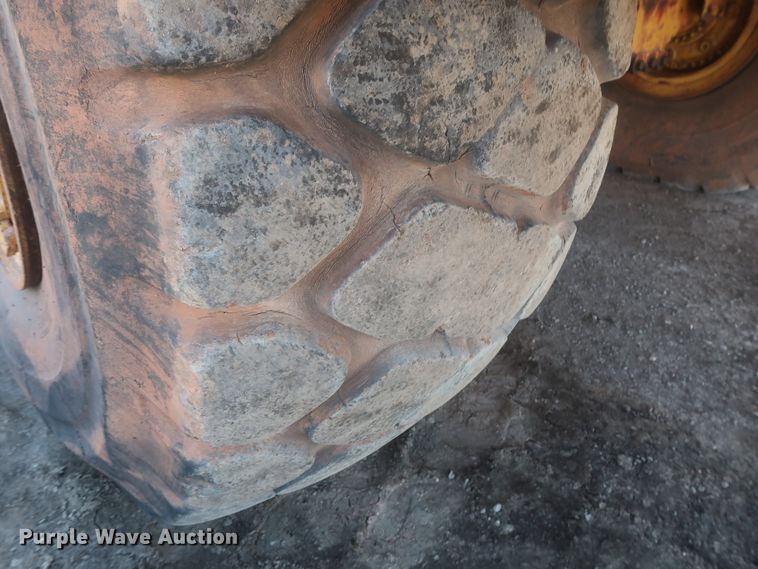 image for item DJ1836 2006 Caterpillar 740  haul truck