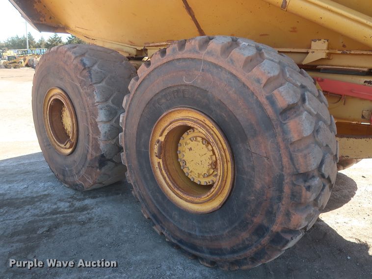 image for item DJ1836 2006 Caterpillar 740  haul truck