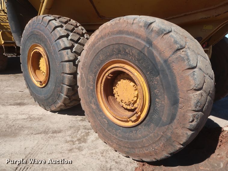 image for item DJ1836 2006 Caterpillar 740  haul truck