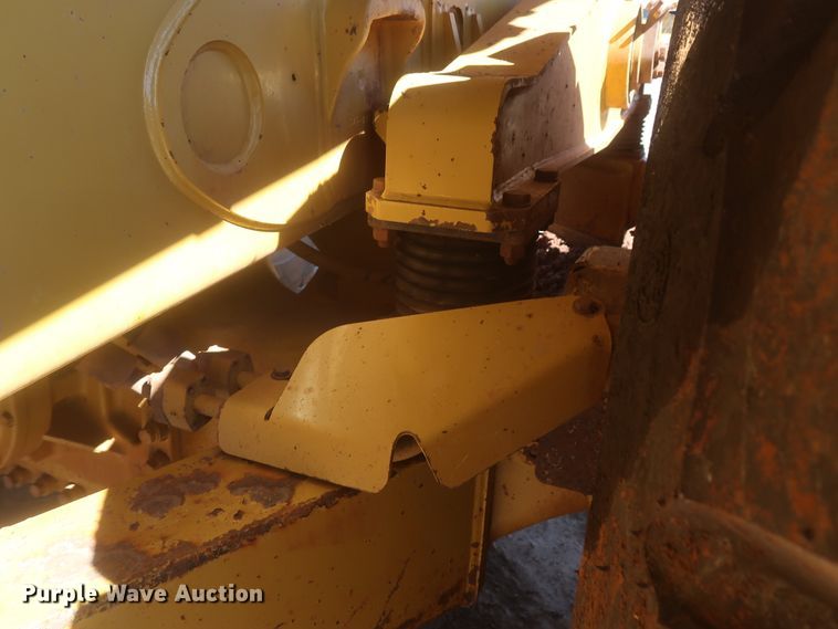 image for item DJ1836 2006 Caterpillar 740  haul truck