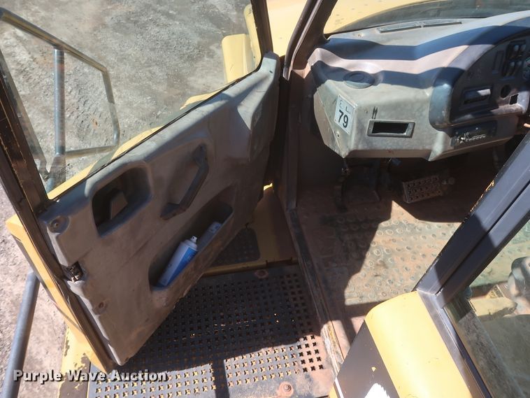 image for item DJ1837 2006 Caterpillar 740  haul truck