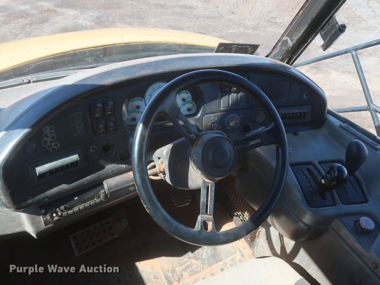 image for item DJ1837 2006 Caterpillar 740  haul truck