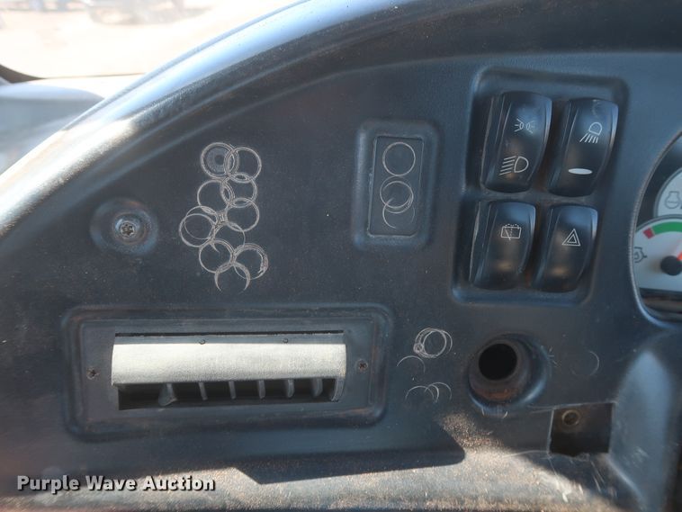 image for item DJ1837 2006 Caterpillar 740  haul truck