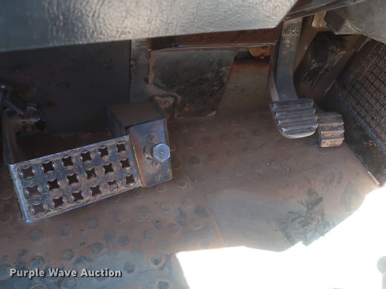 image for item DJ1837 2006 Caterpillar 740  haul truck