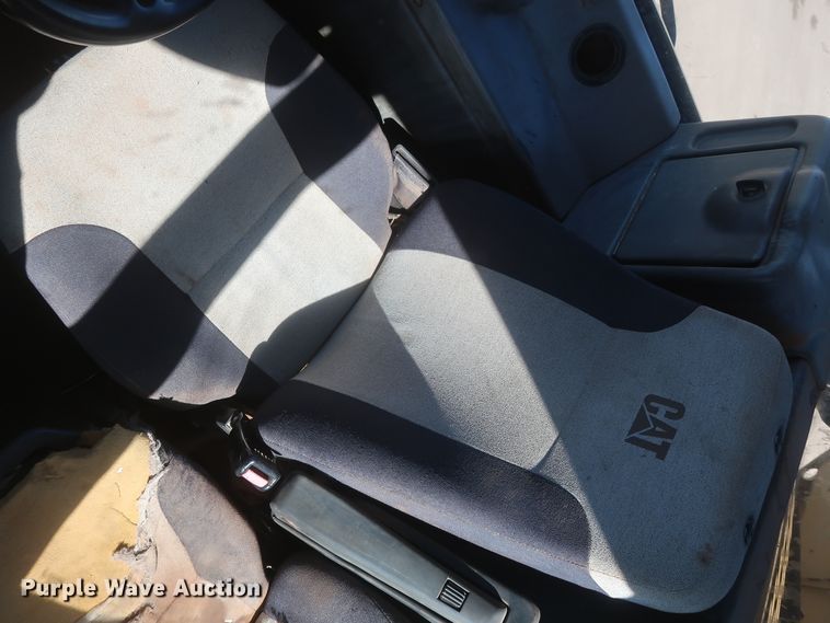 image for item DJ1837 2006 Caterpillar 740  haul truck