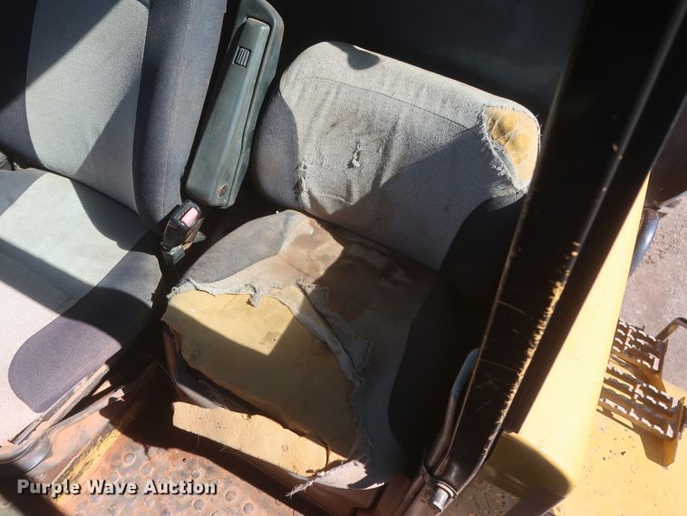 image for item DJ1837 2006 Caterpillar 740  haul truck