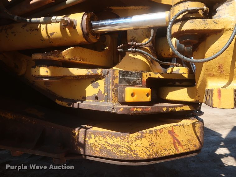 image for item DJ1837 2006 Caterpillar 740  haul truck