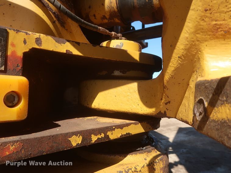 image for item DJ1837 2006 Caterpillar 740  haul truck