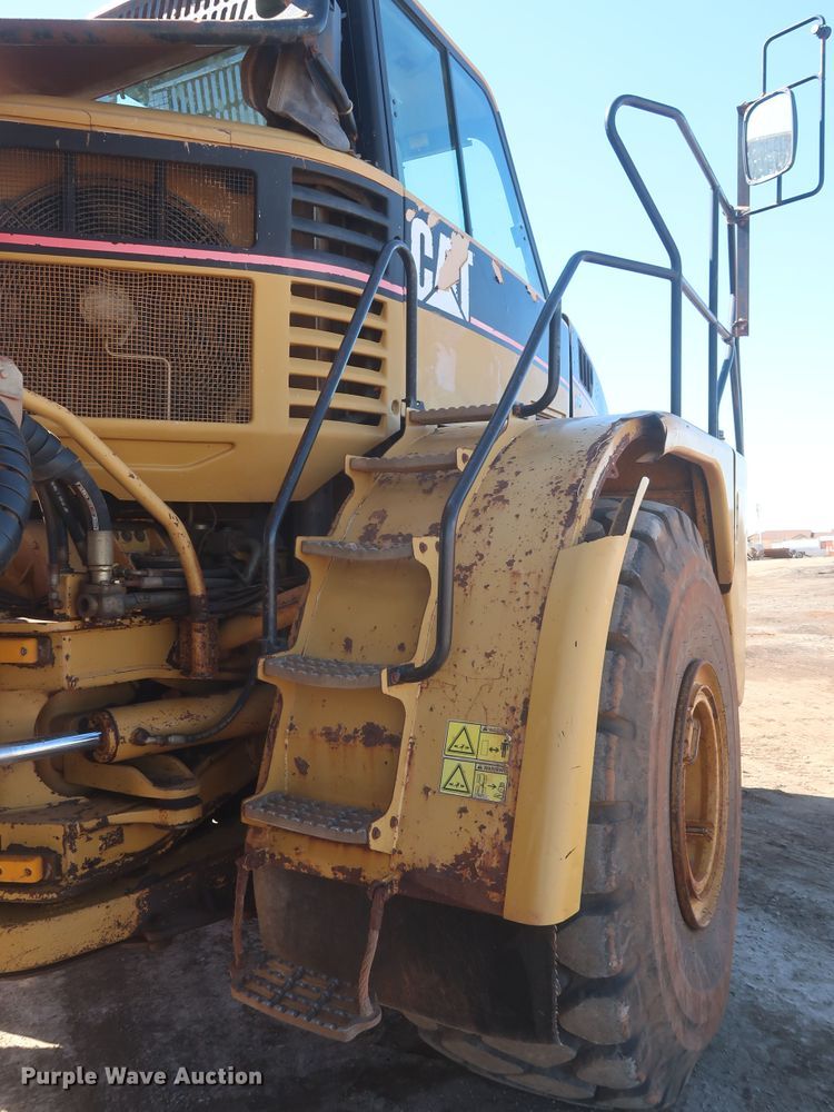 image for item DJ1837 2006 Caterpillar 740  haul truck