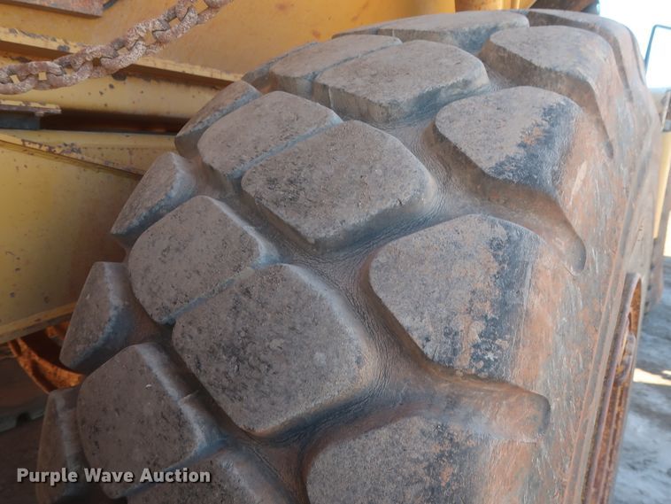 image for item DJ1837 2006 Caterpillar 740  haul truck