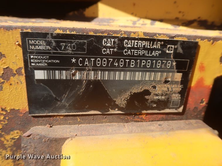 image for item DJ1837 2006 Caterpillar 740  haul truck