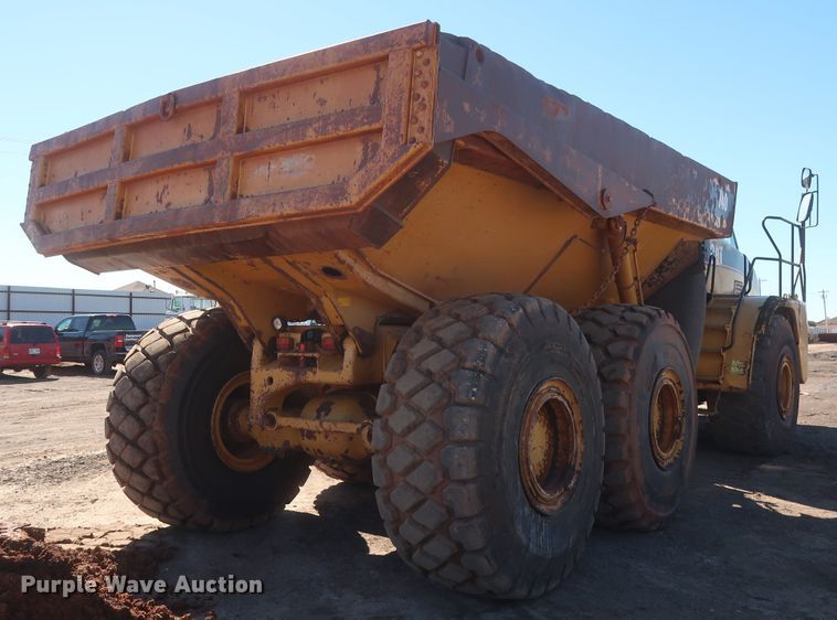 image for item DJ1838 2006 Caterpillar 740  haul truck