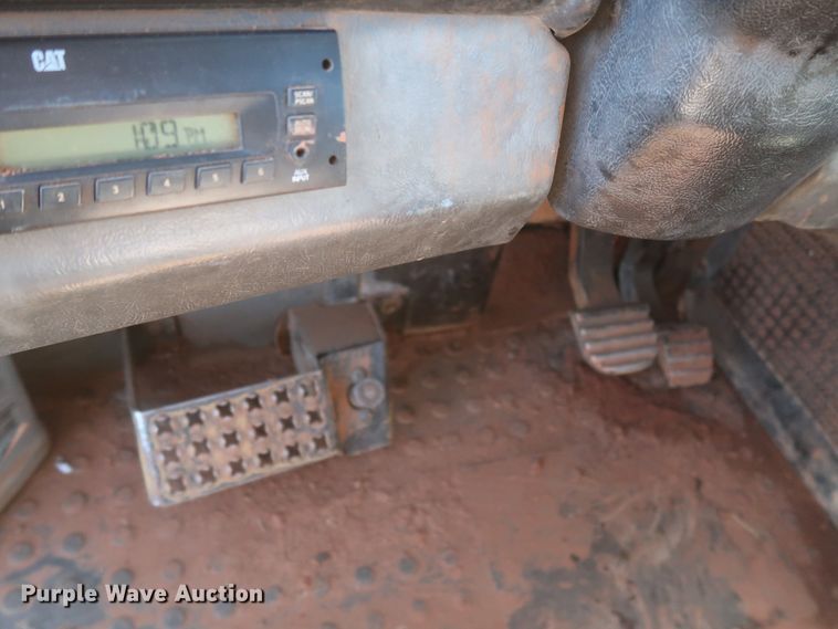 image for item DJ1838 2006 Caterpillar 740  haul truck