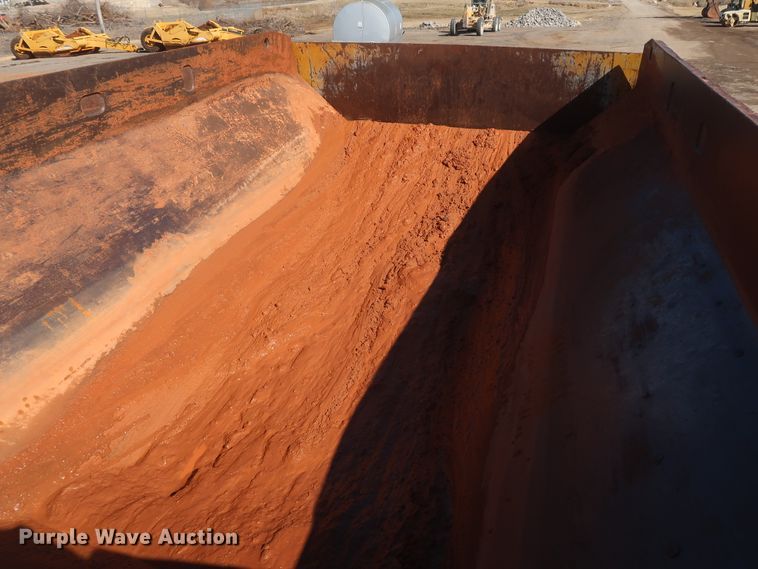 image for item DJ1838 2006 Caterpillar 740  haul truck