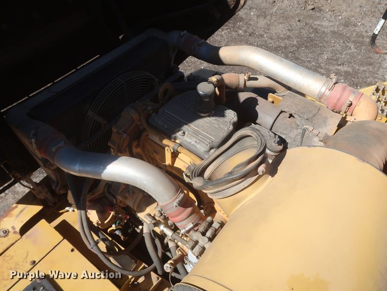 image for item DJ1838 2006 Caterpillar 740  haul truck