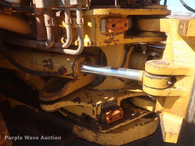 image for item DJ1838 2006 Caterpillar 740  haul truck