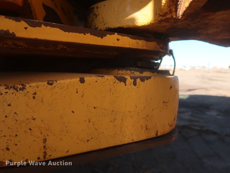 image for item DJ1838 2006 Caterpillar 740  haul truck