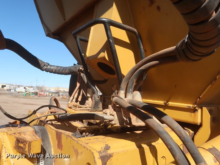 image for item DJ1838 2006 Caterpillar 740  haul truck