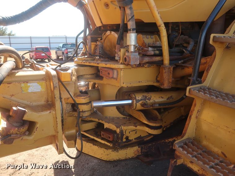 image for item DJ1838 2006 Caterpillar 740  haul truck