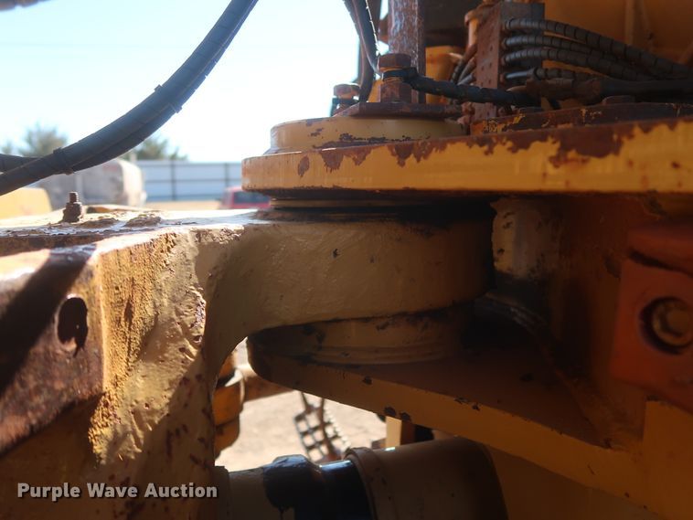 image for item DJ1838 2006 Caterpillar 740  haul truck