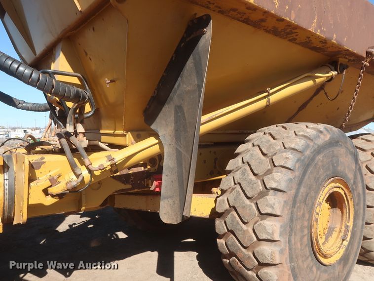 image for item DJ1838 2006 Caterpillar 740  haul truck