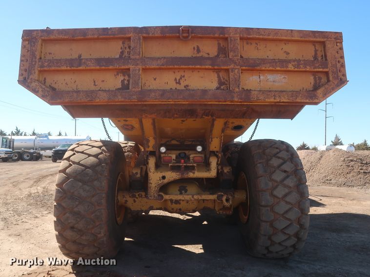 image for item DJ1838 2006 Caterpillar 740  haul truck