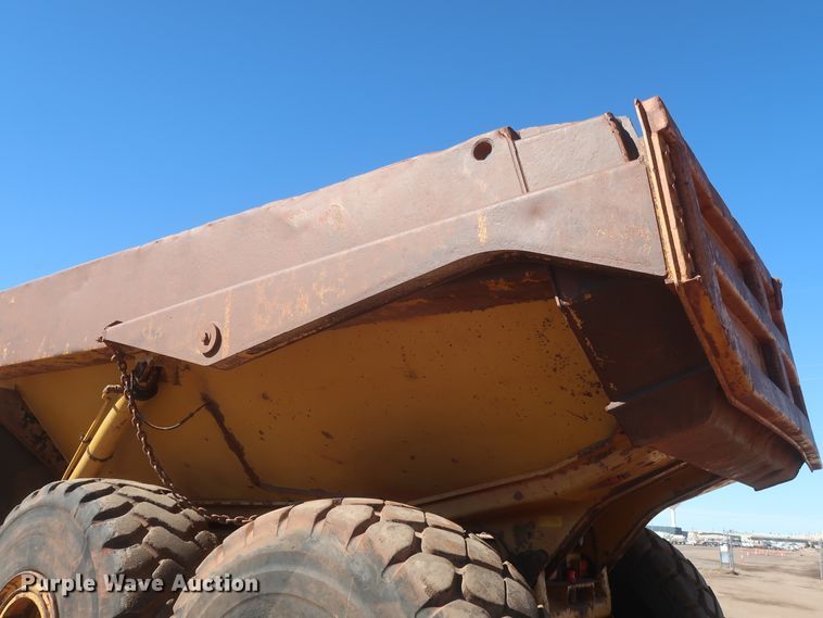 image for item DJ1838 2006 Caterpillar 740  haul truck