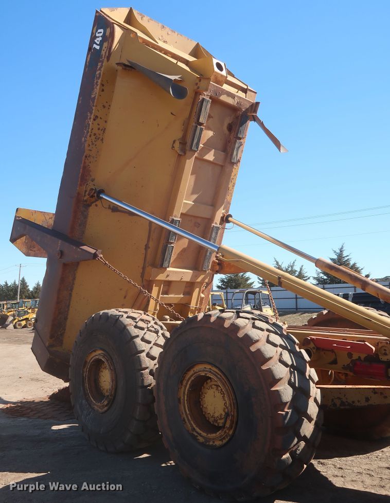 image for item DJ1838 2006 Caterpillar 740  haul truck