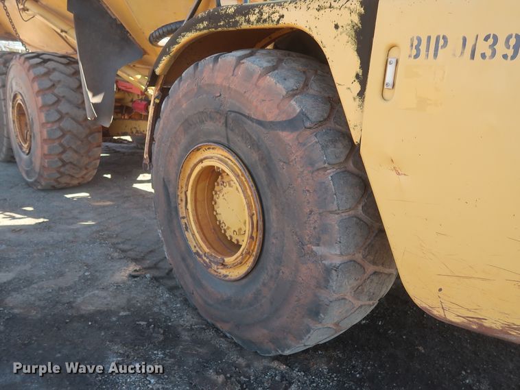 image for item DJ1838 2006 Caterpillar 740  haul truck