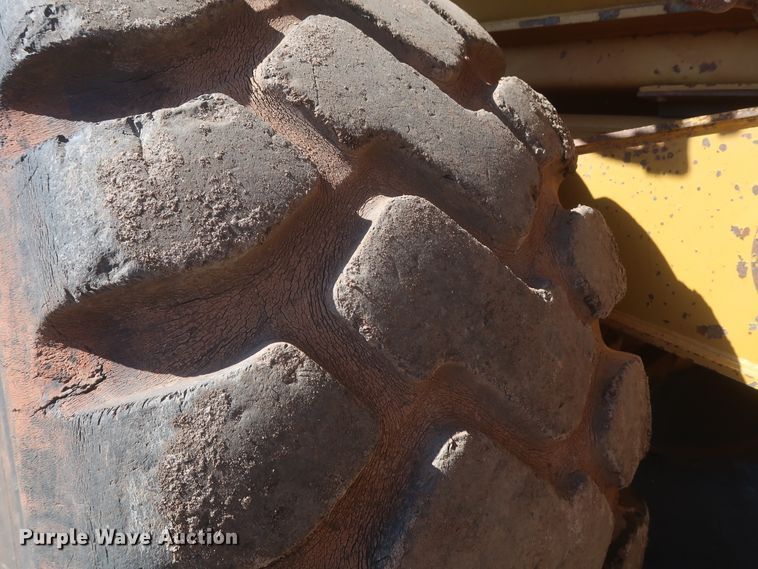 image for item DJ1838 2006 Caterpillar 740  haul truck