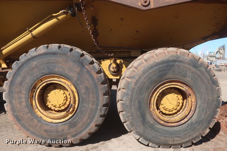image for item DJ1838 2006 Caterpillar 740  haul truck