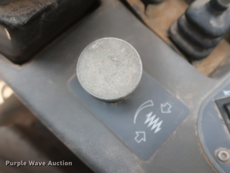 image for item DJ2296 2006 Sandvik Tamrock Ranger 800  rock pilot drill