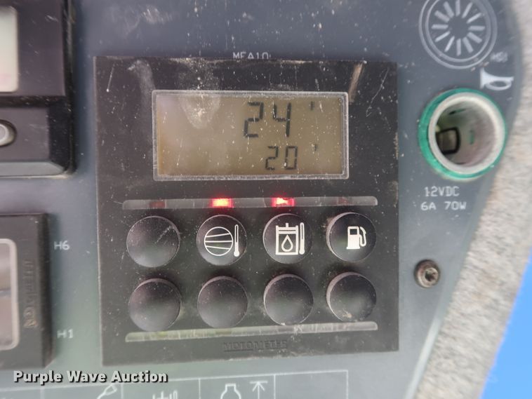 image for item DJ2297 2008 Sandvik Ranger DX800  rock pilot drill