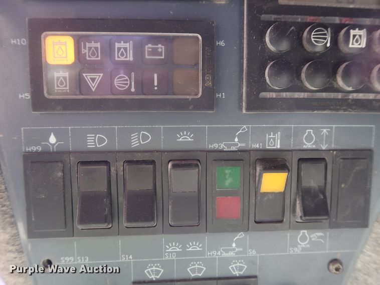 image for item DJ2297 2008 Sandvik Ranger DX800  rock pilot drill